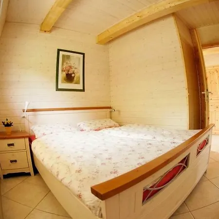 Norweger Haus Am Tollensesee Vakantiehuis Groß Nemerow